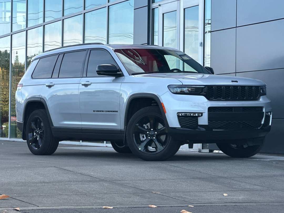 2025 Jeep Grand Cherokee L Limited - Image 2