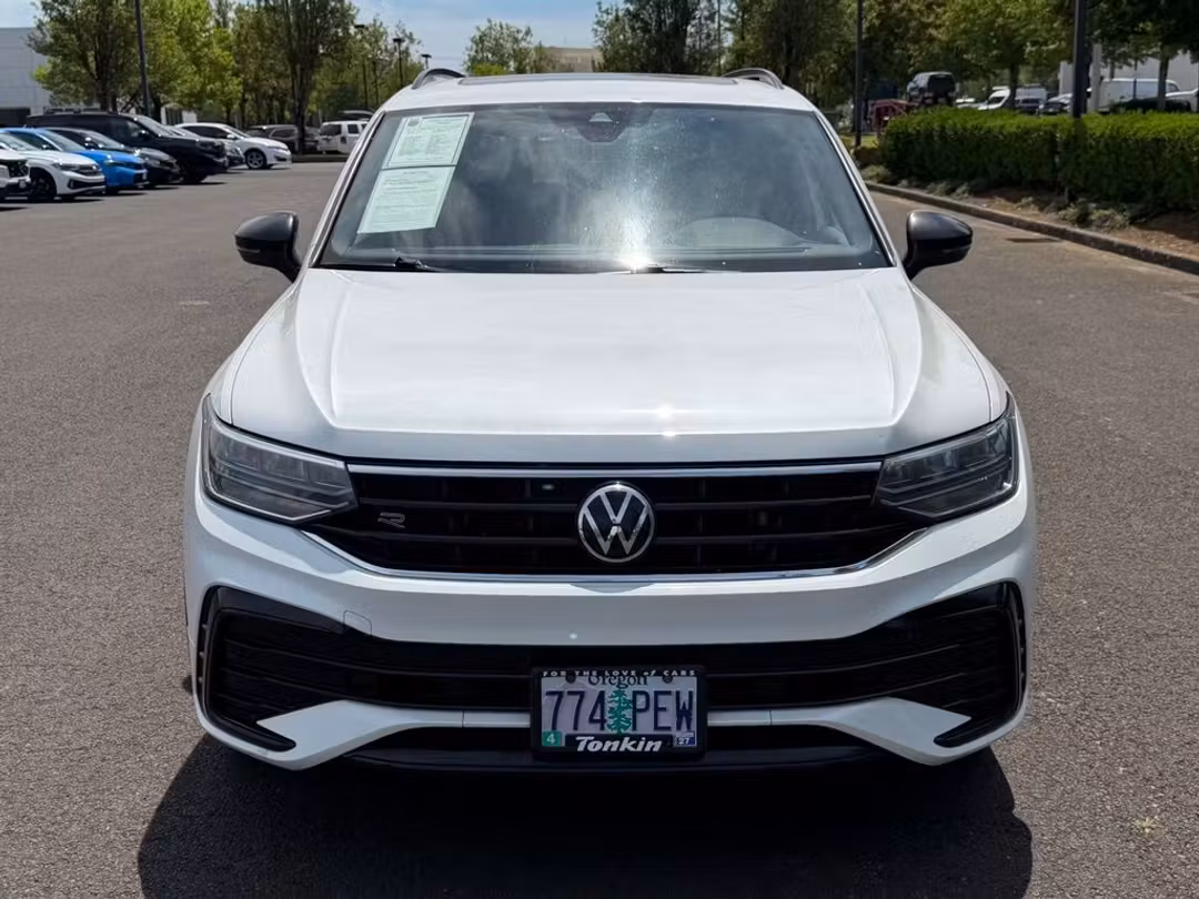 2023 Volkswagen Tiguan 2.0T SE RLine Black - Image 3