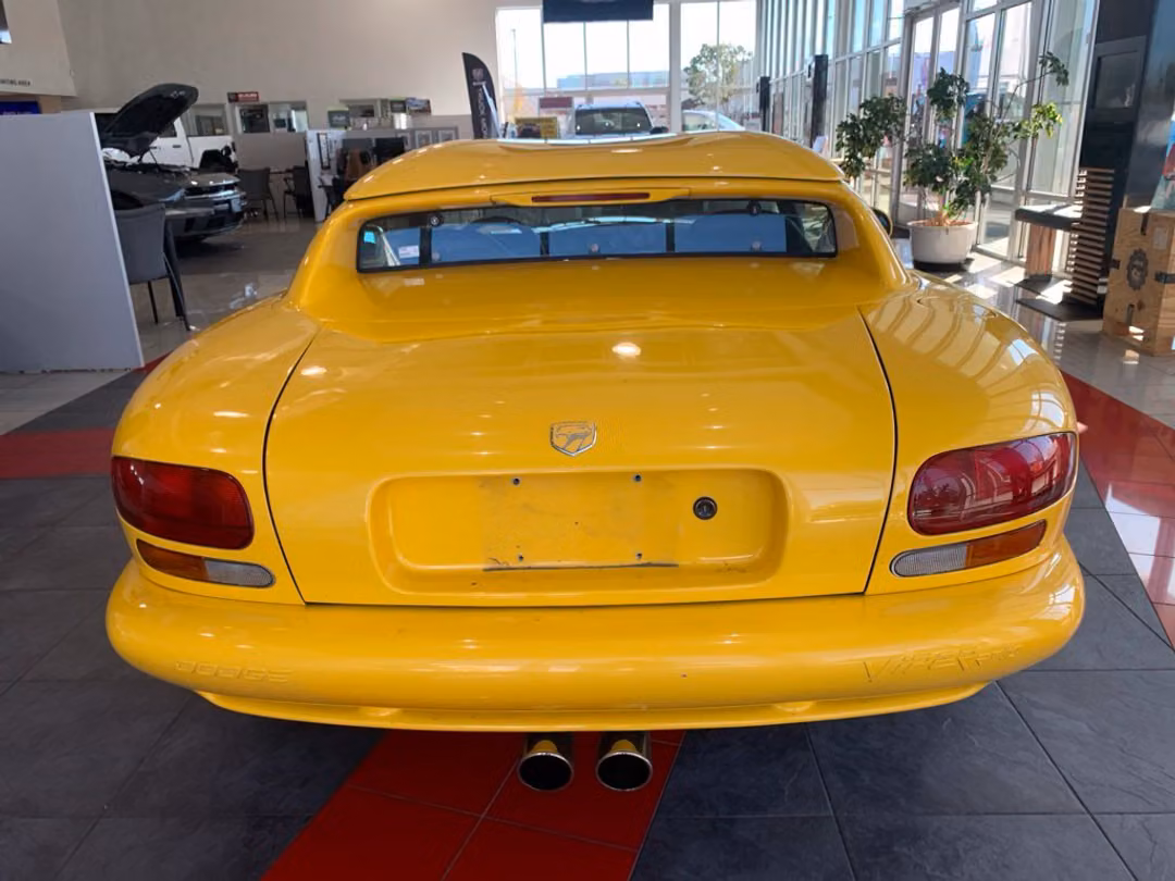 2001 Dodge Viper RT/10 - Image 3