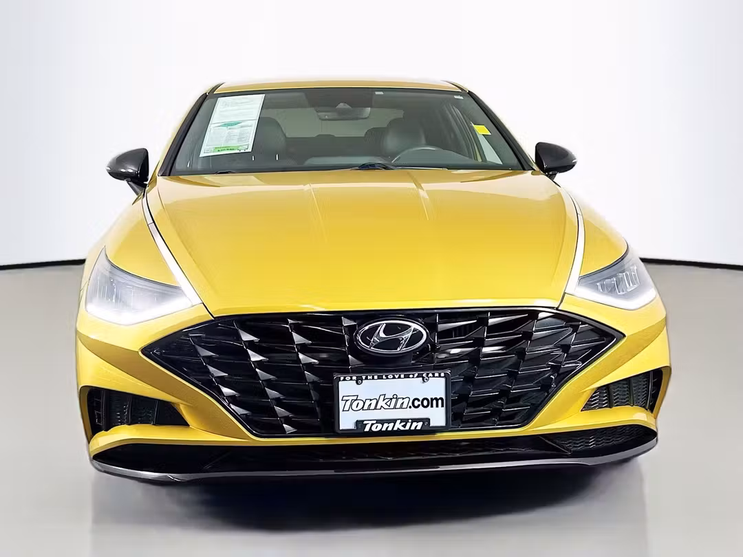 2020 Hyundai Sonata SEL Plus - Image 2