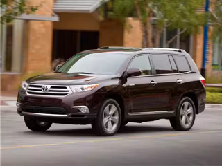 2013 Toyota Highlander SE