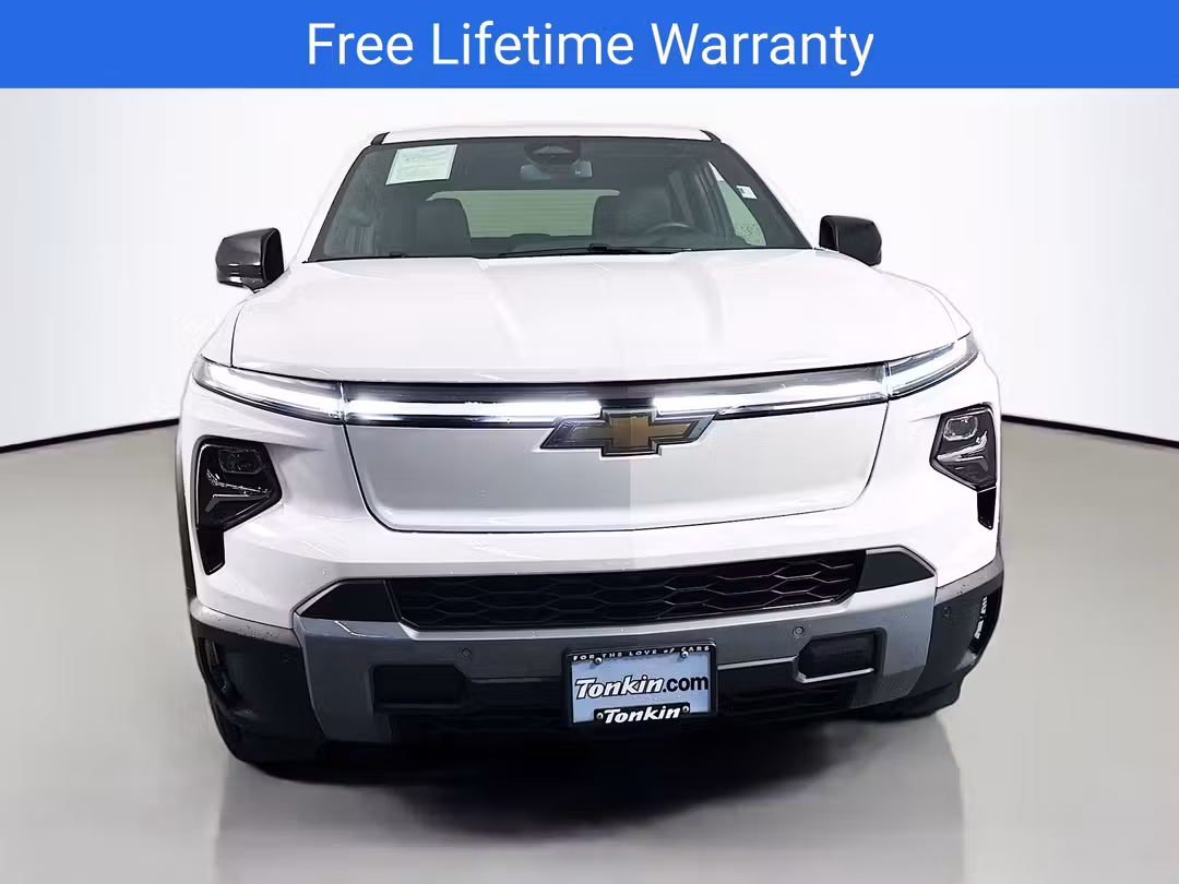 2026 Chevrolet Silverado Ev LT - Image 2