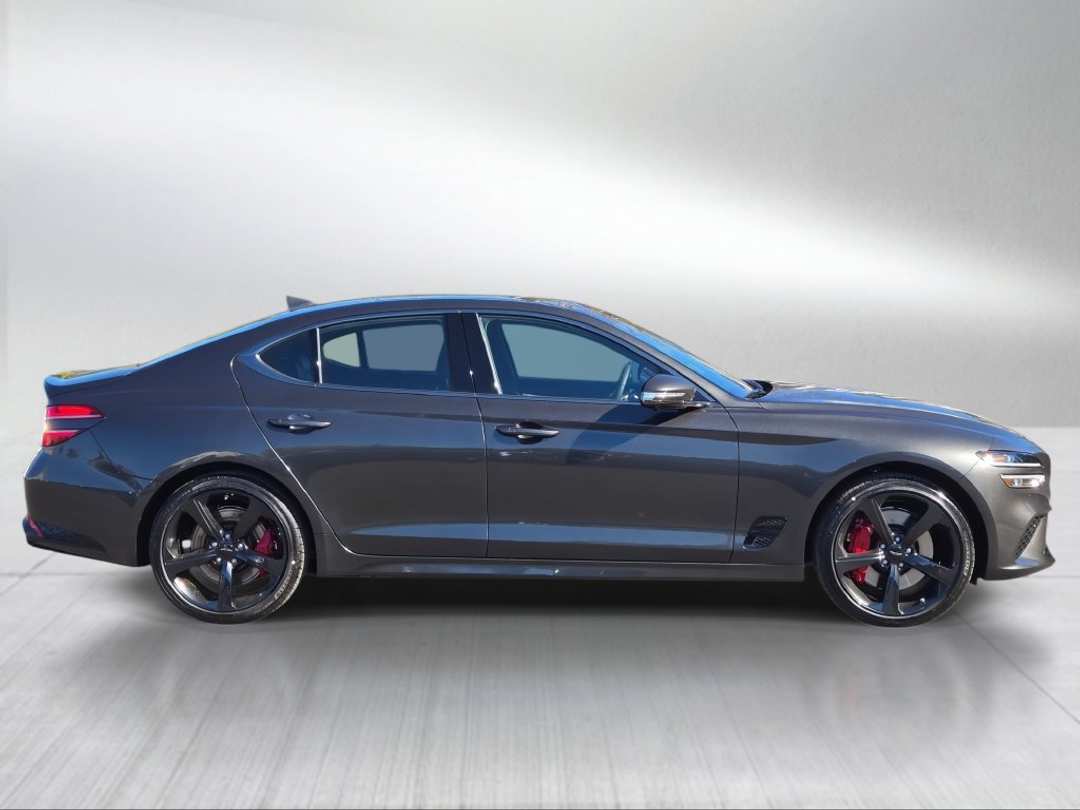 2027 Genesis G70 2.5T Sport Prestige - Image 3