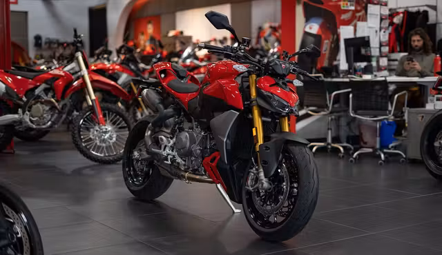 2026 Ducati Streetfighter V2 S