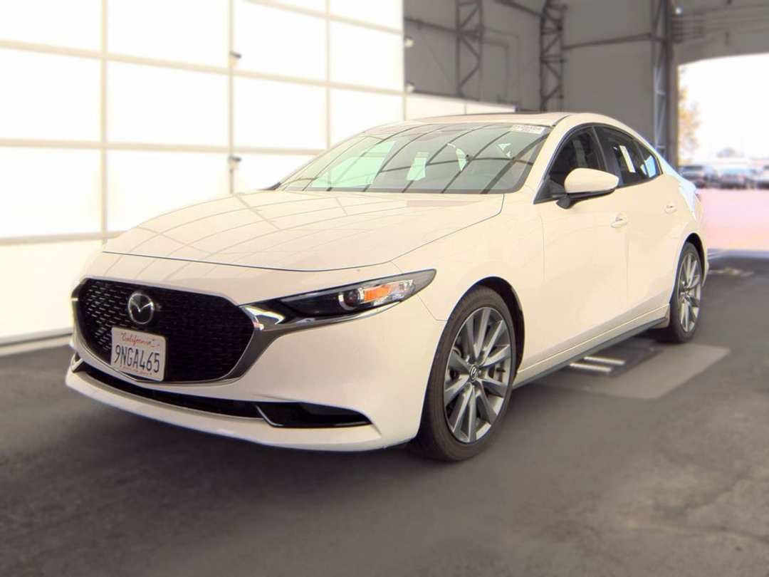 2025 MAZDA Mazda3 2.5 S Preferred Package - Image 2