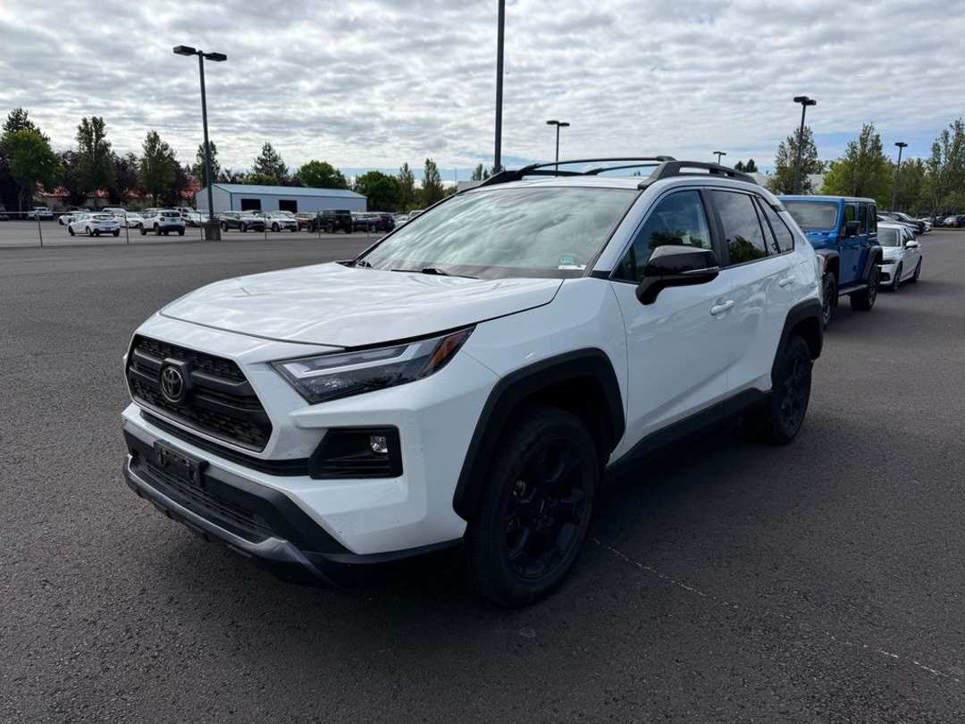 2022 Toyota Rav4 TRD Off Road - Image 3