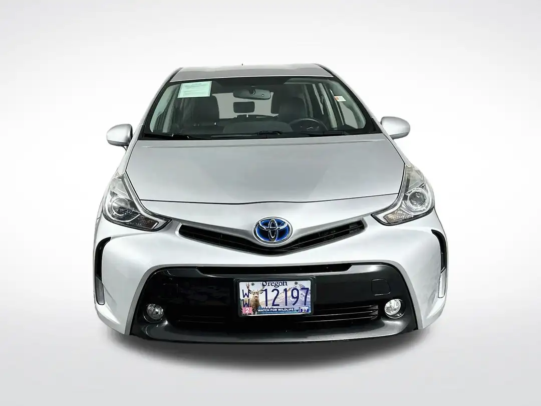 2015 Toyota Prius V Five - Image 2