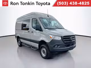 2025 Mercedes-Benz Sprinter 2500 Crew 144 WB Passenger