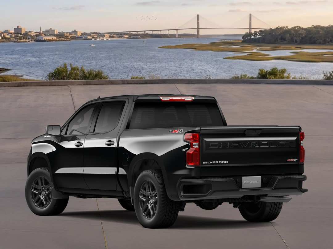 2026 Chevrolet Silverado 1500 RST - Image 2