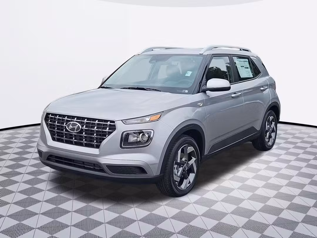 2026 Hyundai Venue SEL - Image 2