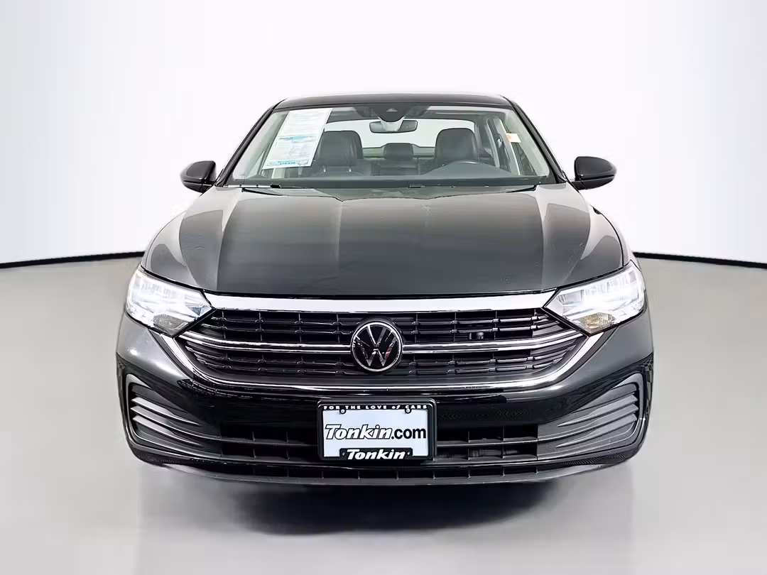 2024 Volkswagen Jetta 1.5T SE - Image 2