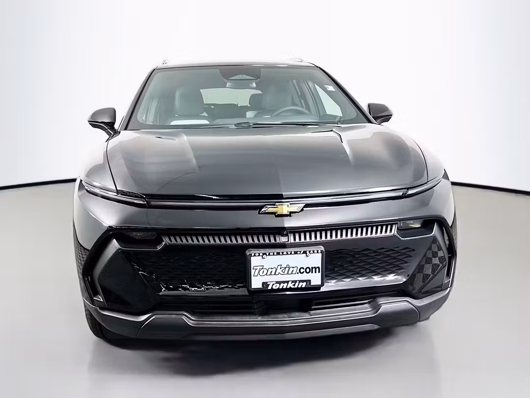 2026 Chevrolet Equinox Ev LT - Image 2