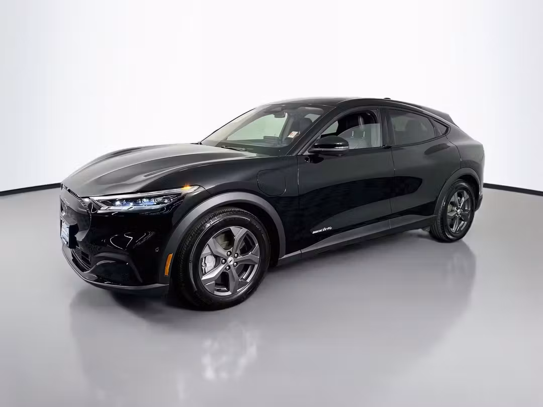 2023 Ford Mustang Mach-E Select - Image 3