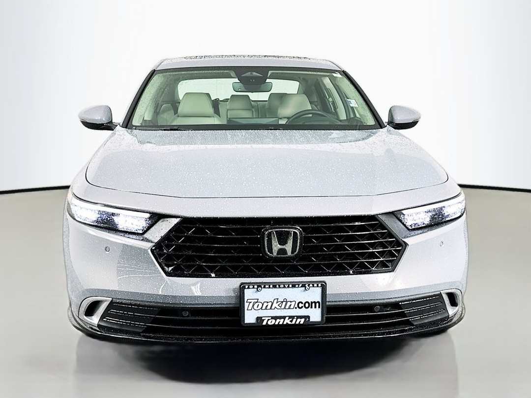 2026 Honda Accord Hybrid Touring - Image 2