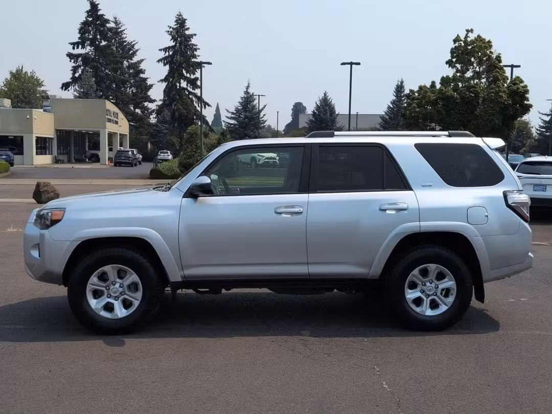 2021 Toyota 4Runner SR5 - Image 2