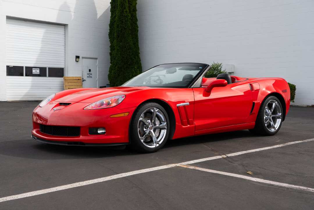 2011 Chevrolet Corvette Grand Sport - Image 3