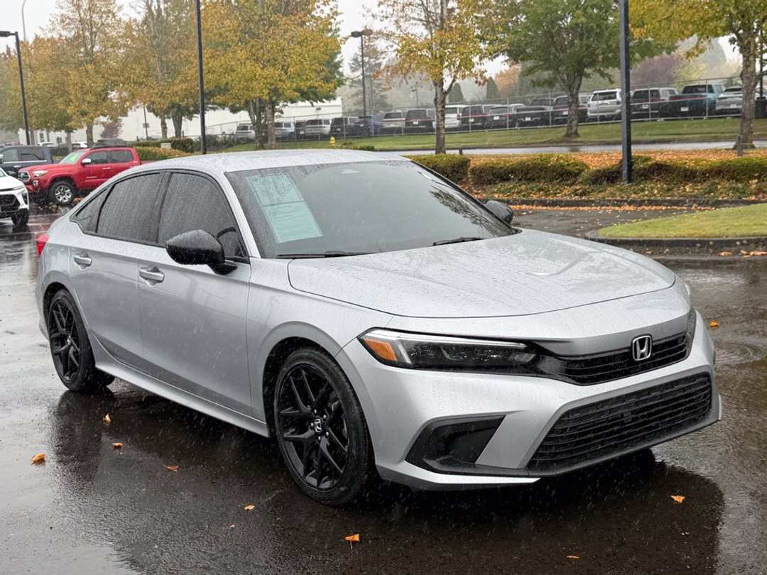 2023 Honda Civic Sport - Image 2