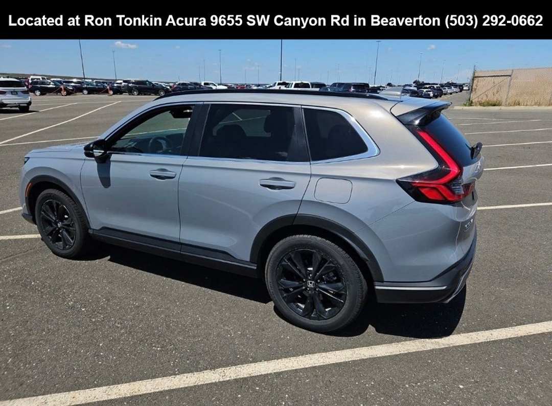 2023 Honda Cr-V Hybrid Sport Touring - Image 3