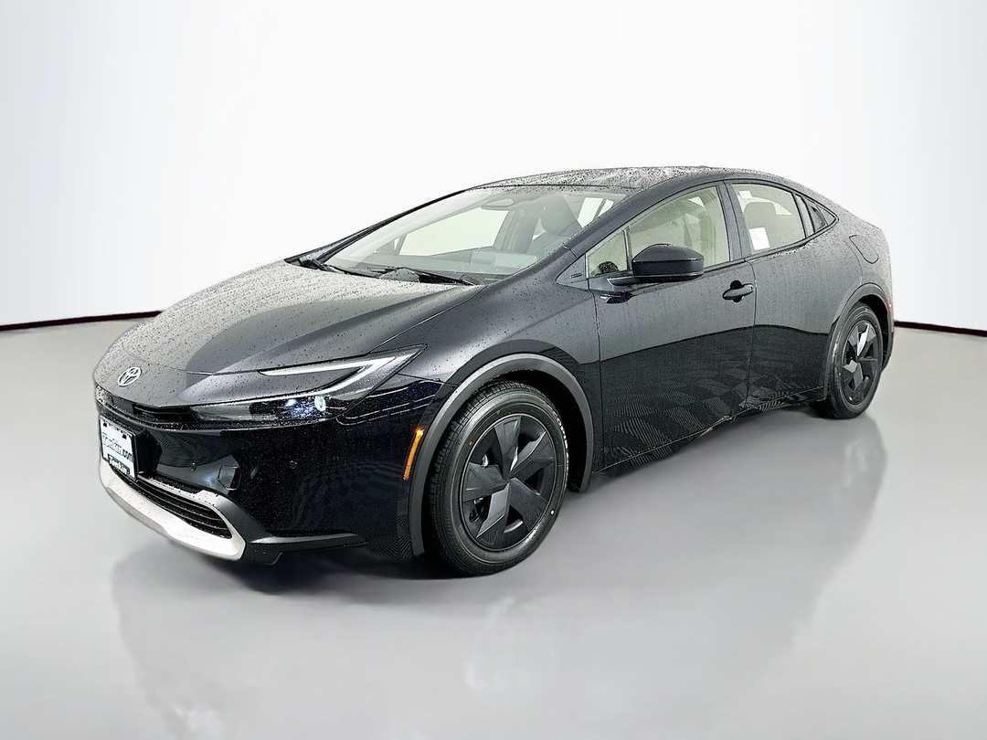 2026 Toyota Prius Plug-In Hybrid SE - Image 3
