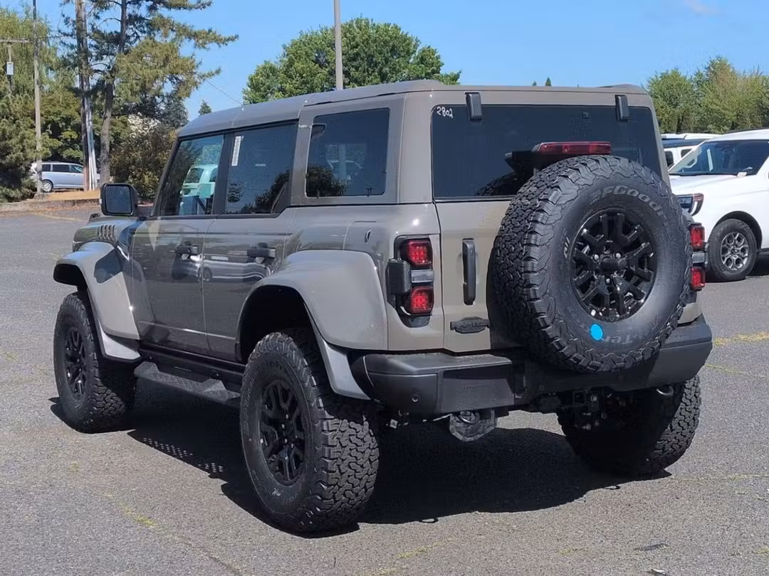 2026 Ford Bronco Raptor - Image 3
