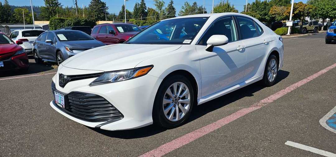 2020 Toyota Camry LE - Image 3