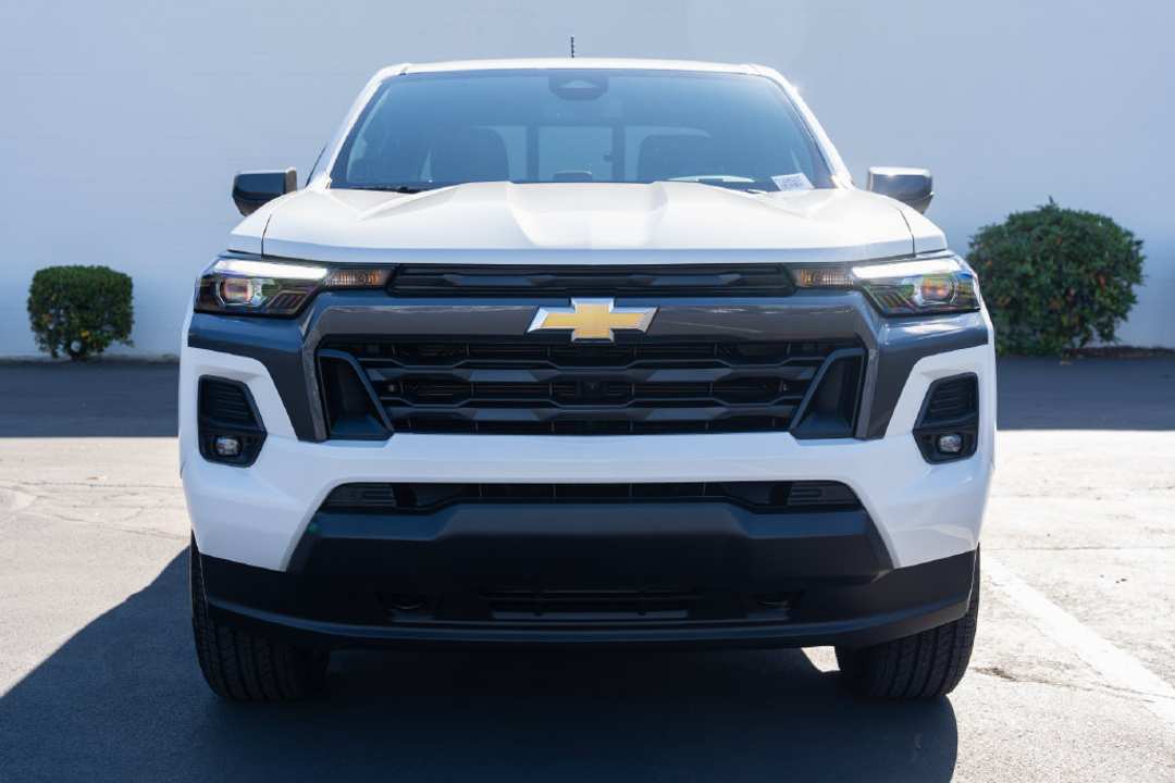 2026 Chevrolet Colorado LT - Image 2