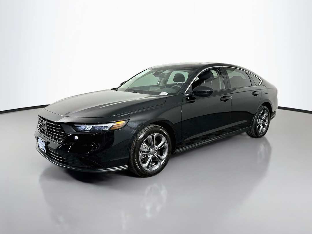 2023 Honda Accord EX - Image 3