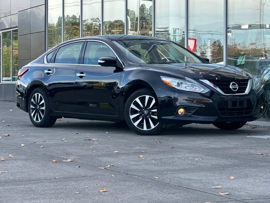 2018 Nissan Altima 2.5 SL - Image 2