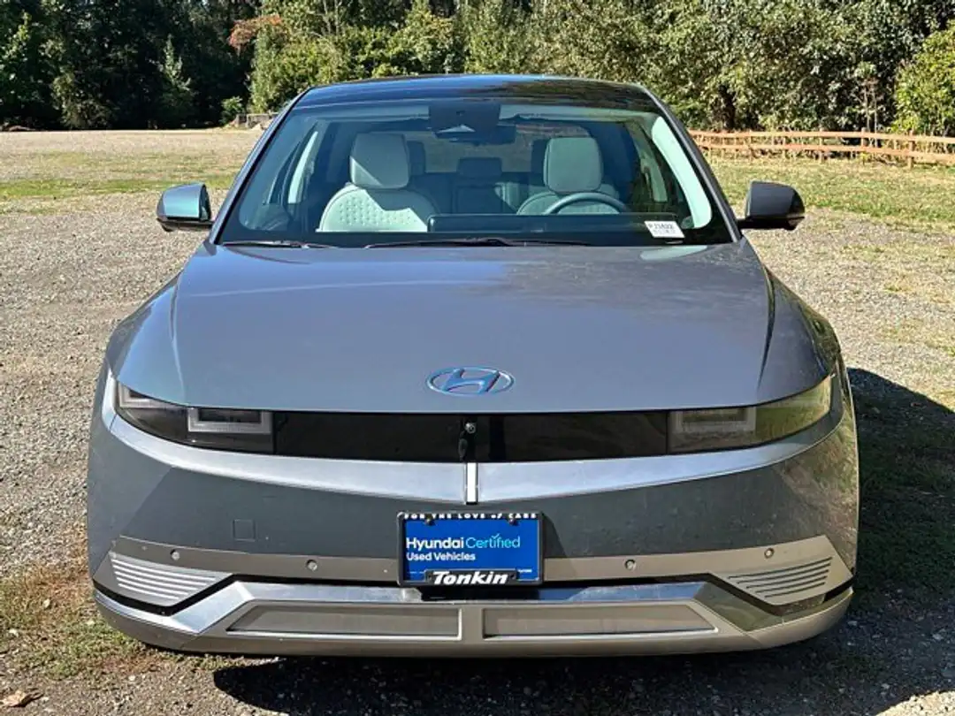 2024 Hyundai Ioniq 5 Limited - Image 3