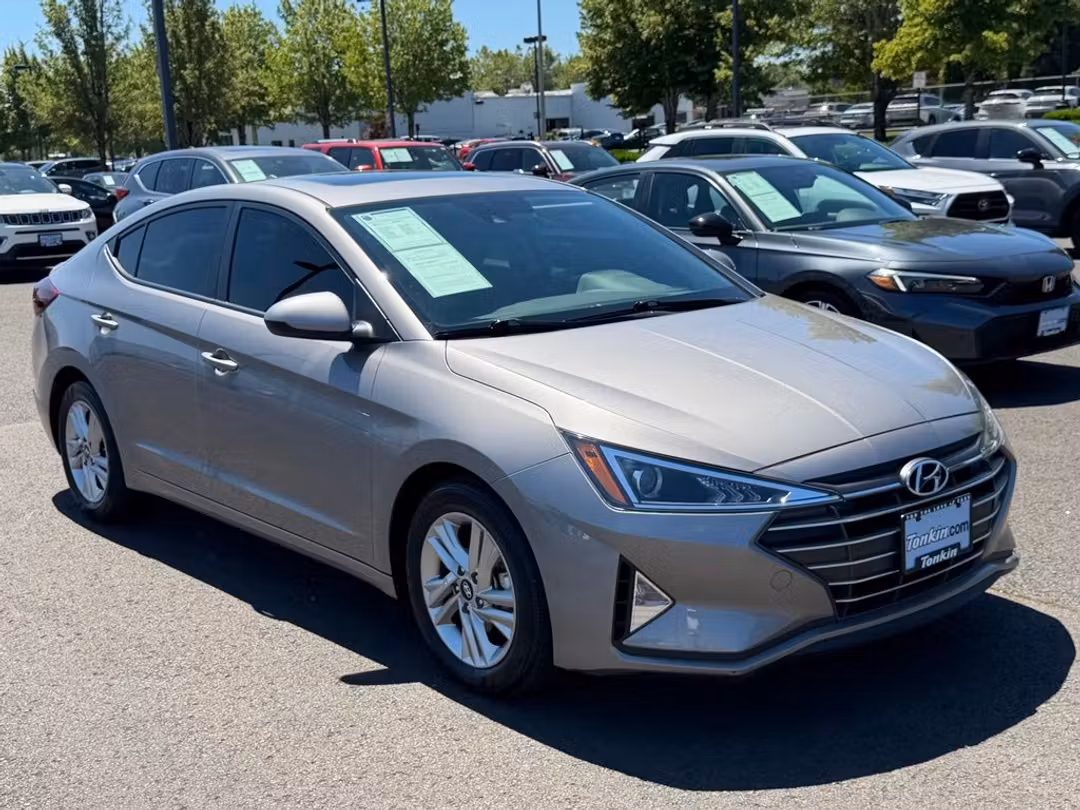 2020 Hyundai Elantra Value Edition - Image 2
