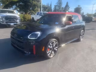 2025 MINI John Cooper Works Countryman Iconic