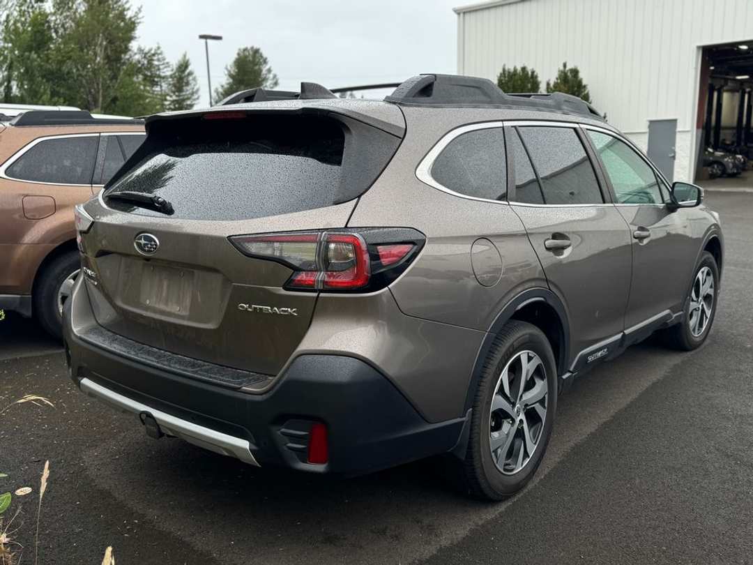 2021 Subaru Outback Limited - Image 2