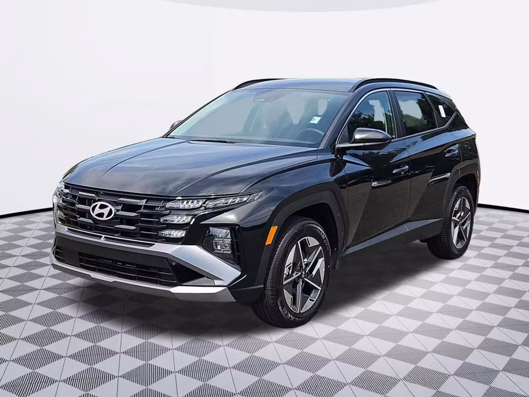 2026 Hyundai Tucson Hybrid SEL - Image 2