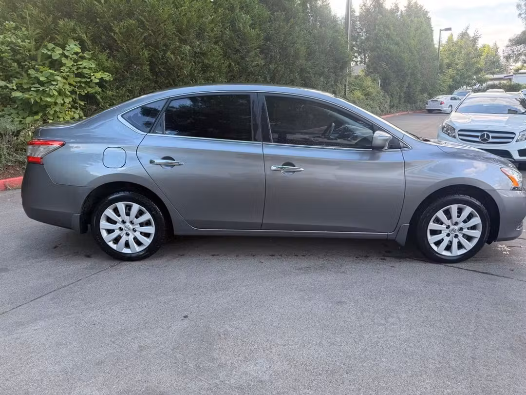 2015 Nissan Sentra S - Image 2