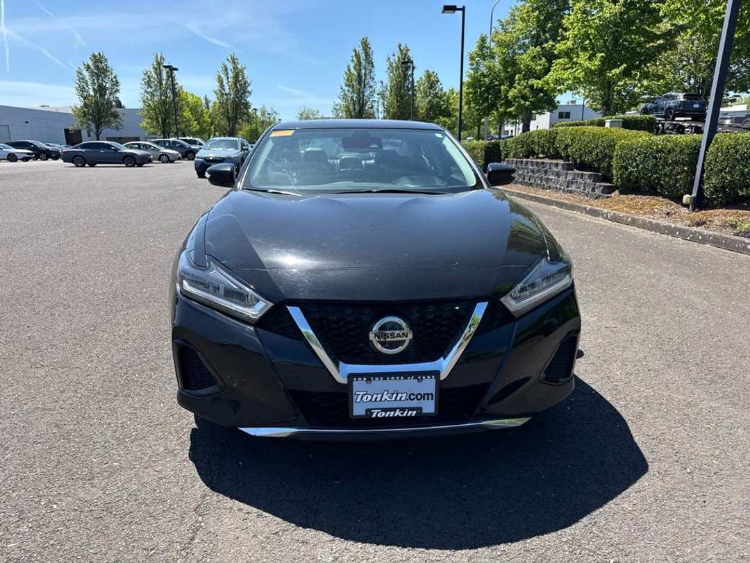 2021 Nissan Maxima SV - Image 2