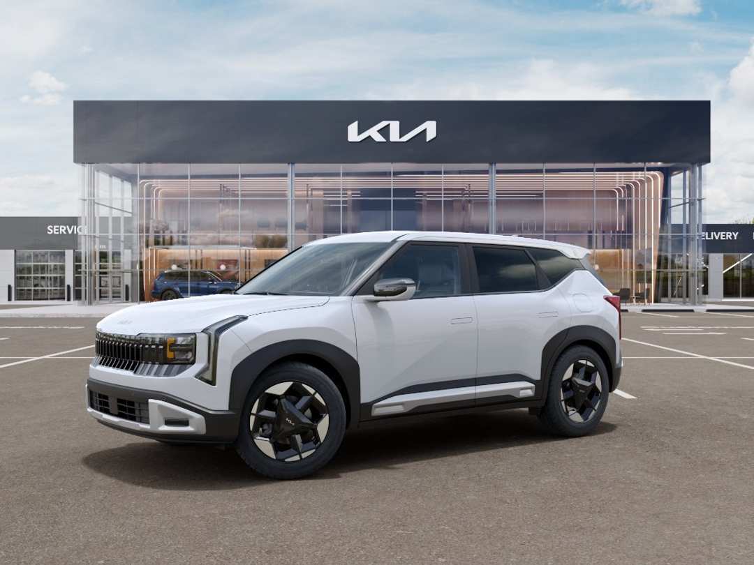 2027 Kia Seltos S - Image 3