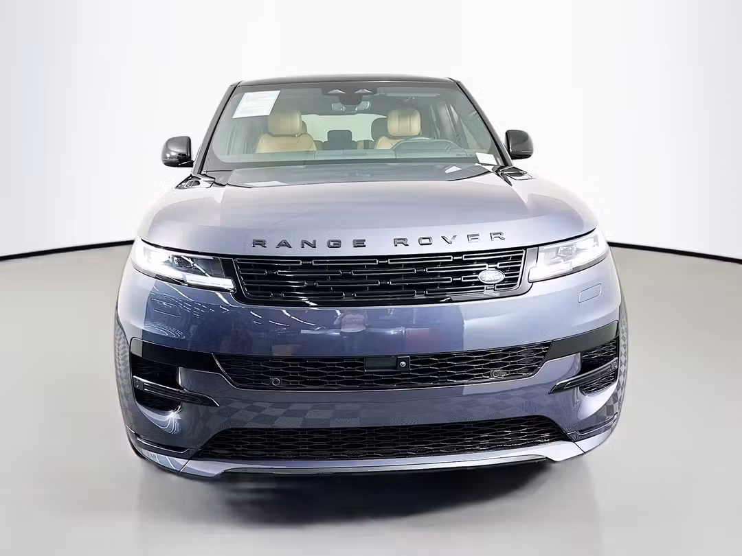 2024 Land Rover Range Rover Sport Dynamic SE - Image 2