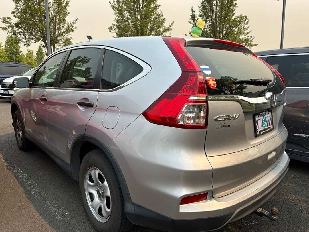 2016 Honda CR-V LX - Image 3