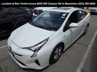 2016 Toyota Prius Three