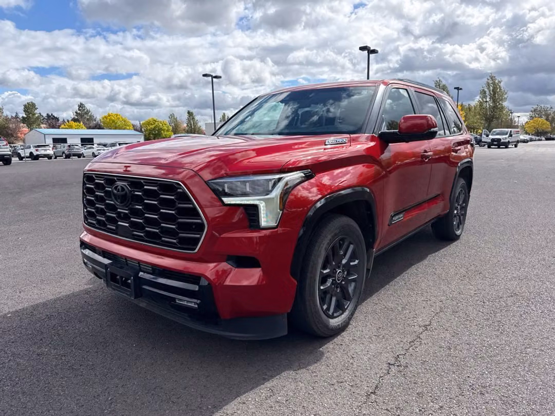2024 Toyota Sequoia Platinum - Image 3