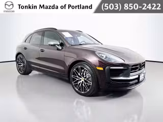 2023 Porsche Macan T