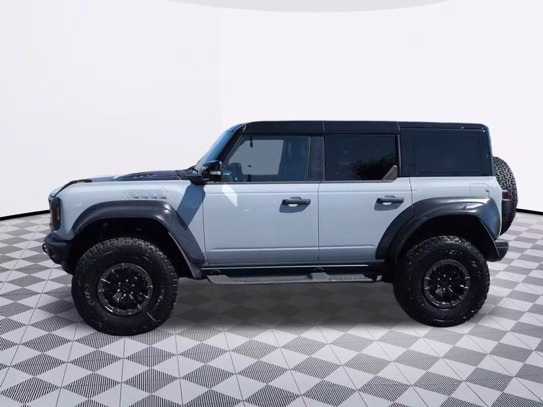2026 Ford Bronco Raptor - Image 2