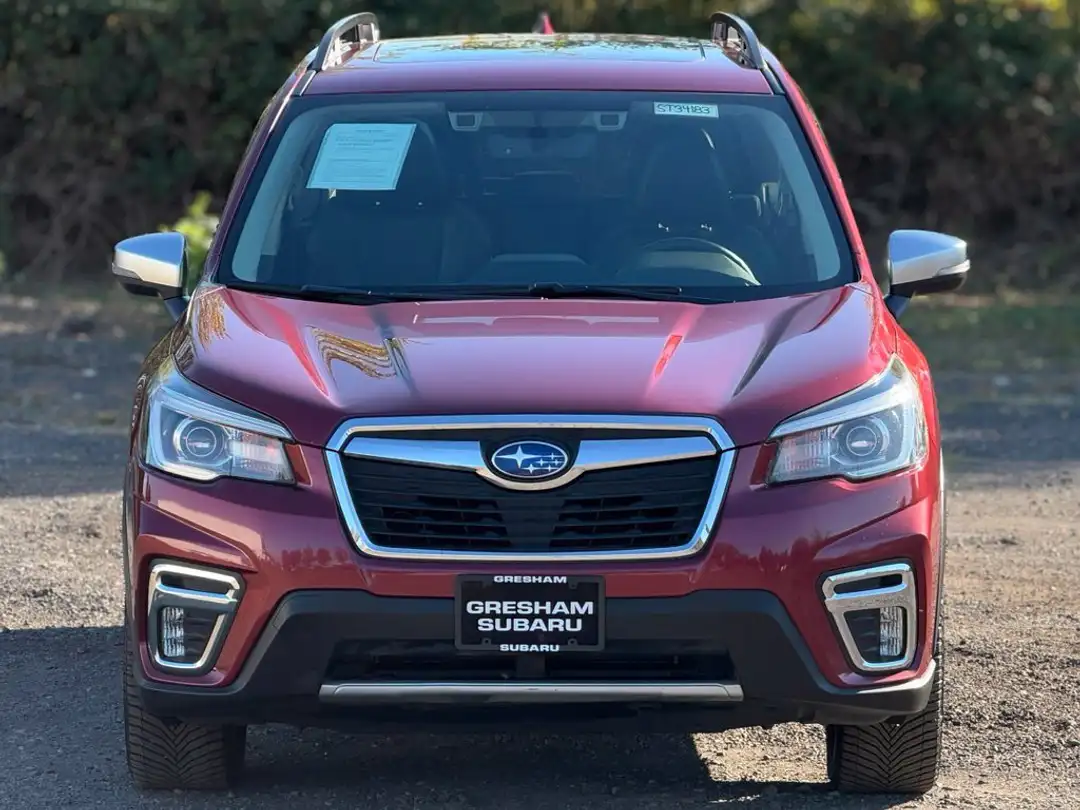 2019 Subaru Forester Touring - Image 2