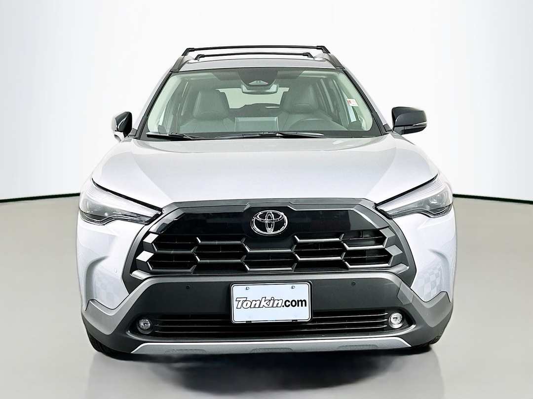 2026 Toyota Corolla Cross XLE - Image 2