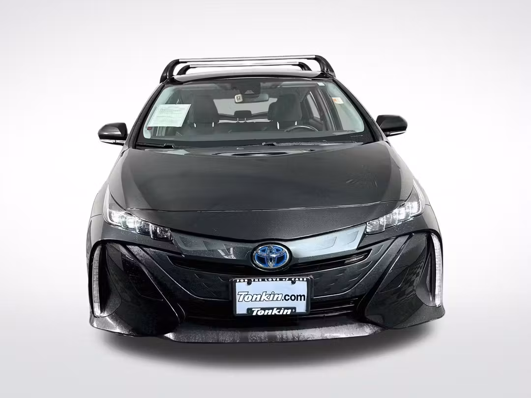 2022 Toyota Prius Prime LE - Image 2
