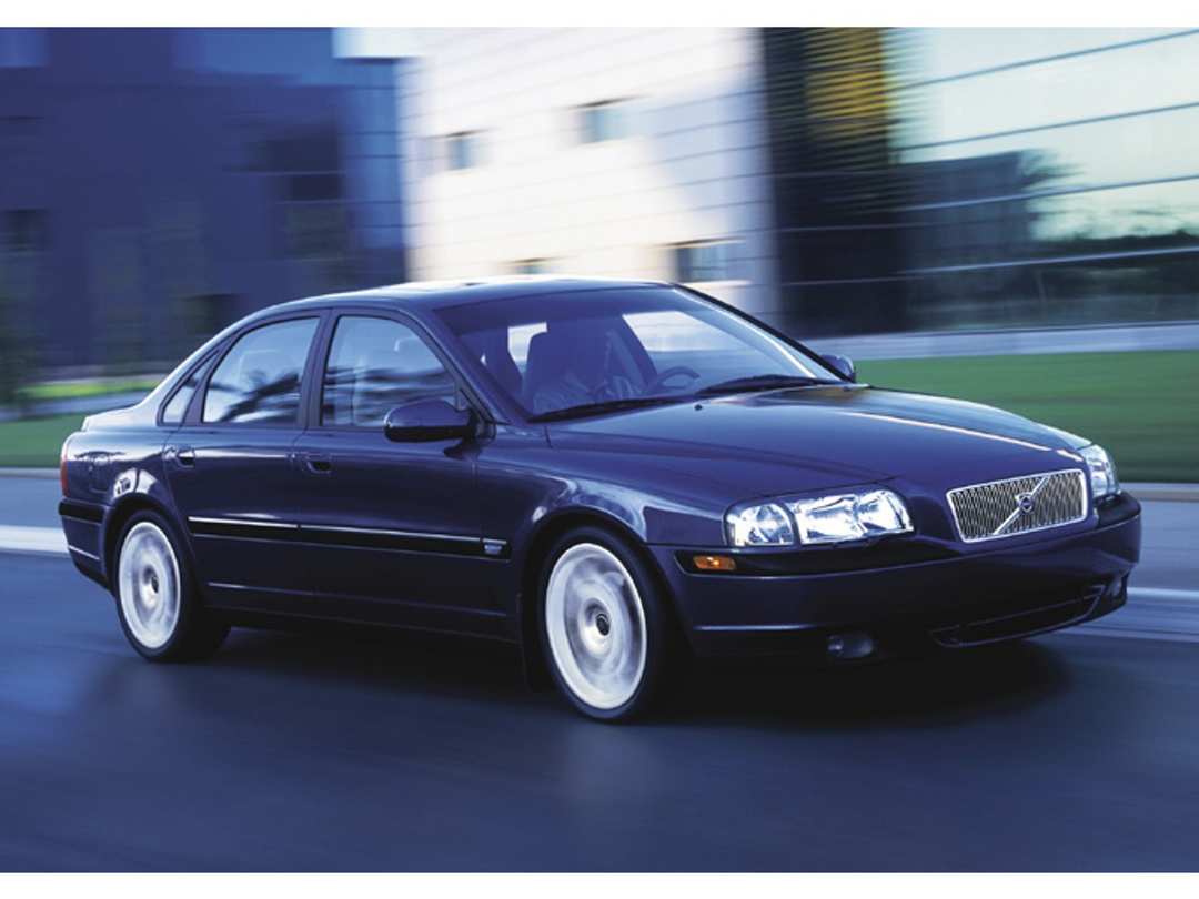 2003 Volvo S80 - Image 2