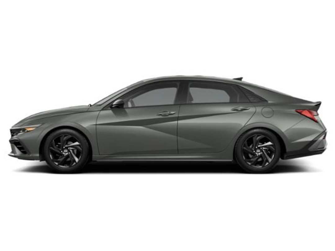 2026 Hyundai Elantra SEL Sport - Image 3