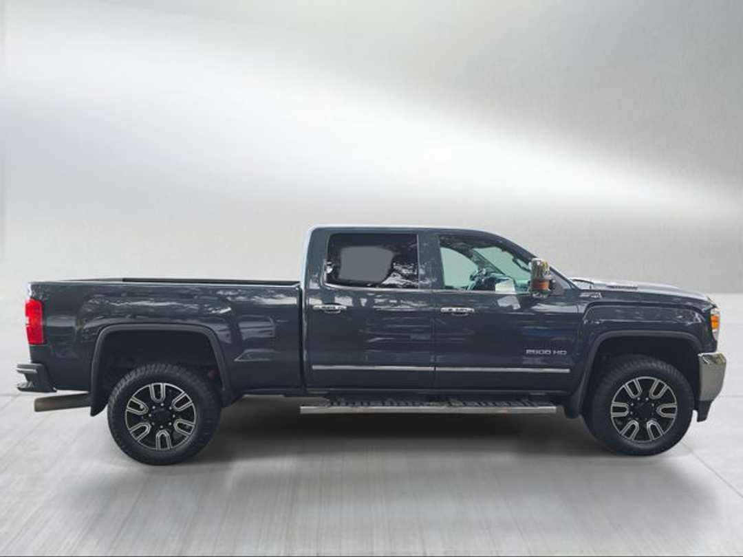 2019 GMC Sierra 2500Hd SLT - Image 2