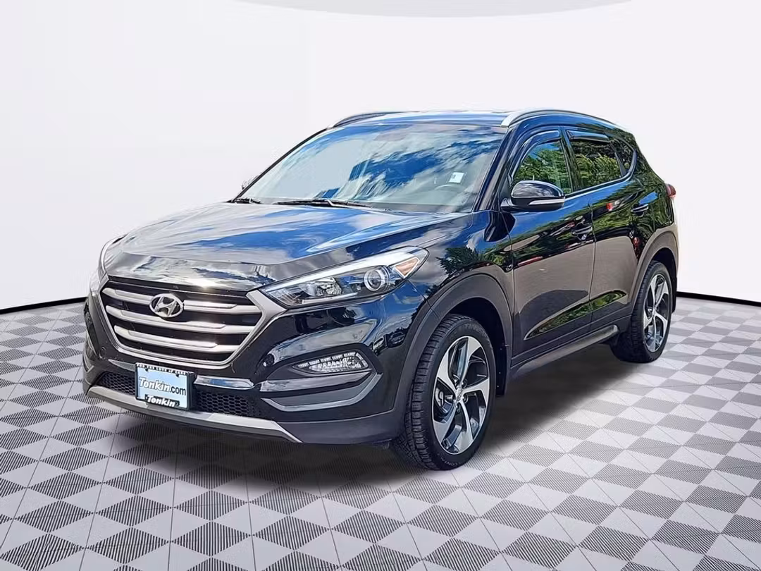 2016 Hyundai Tucson Sport - Image 2