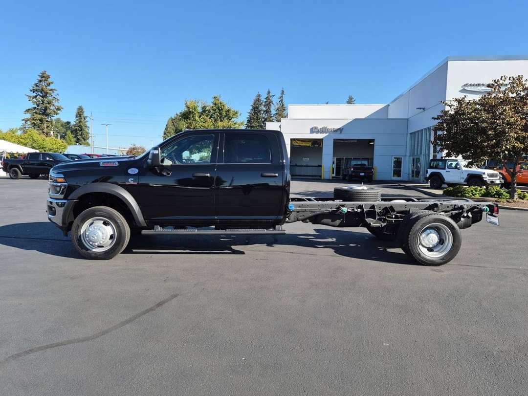2026 Ram 5500Hd Tradesman - Image 3